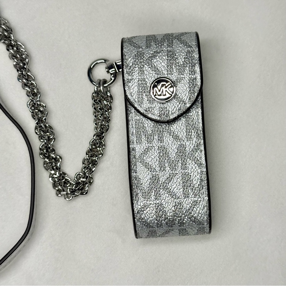Michael Kors Jet Set Travel Lipstick Holder Wristlet in Silver